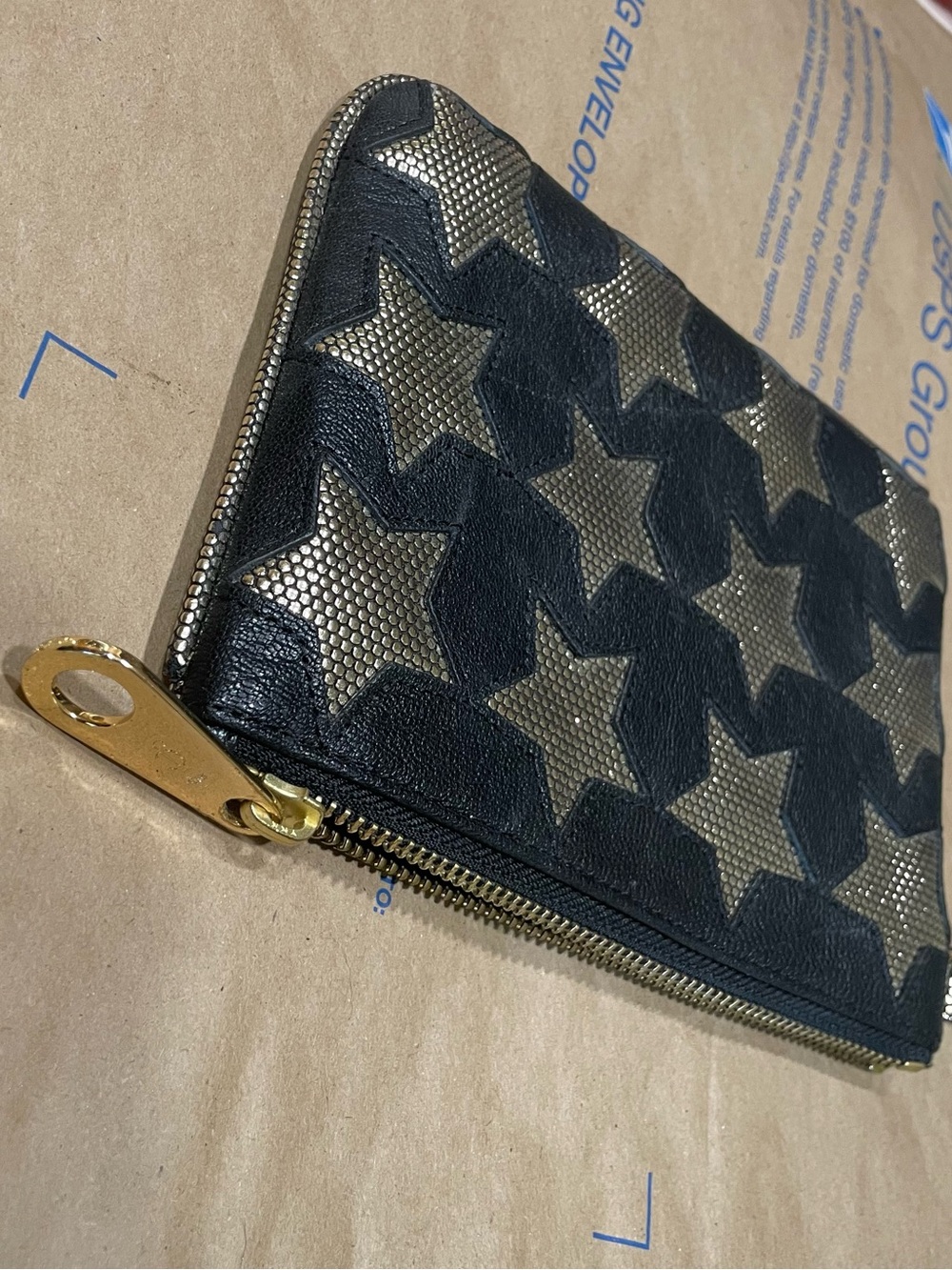 Juicy Couture Black 100% Goat Leather Wristlet with Metallic Stars EUC - Picture 3 of 10